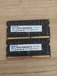 Ноутбучные памяти DDR4 (7 фото из 7)