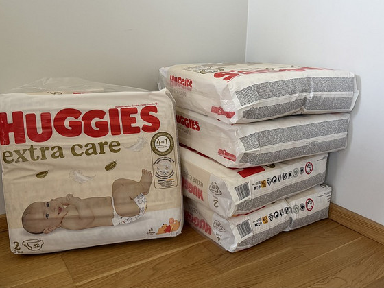 Mega Pack HUGGIES Extra Care 2 (3-6 kg) - 5 x 82 + 26 = 436
