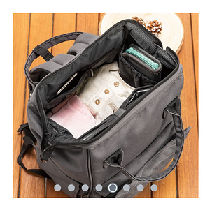 Reer Grow changing rucksack (0.5 L), changing mat (6 foto / 8)