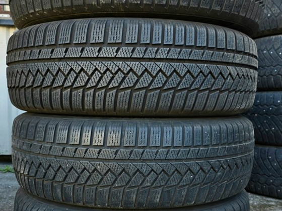 Шины R18 215 60 18 Continental 6-7мм 4шт DOT23