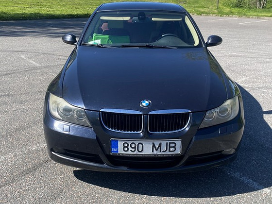 Продается BMW 320D