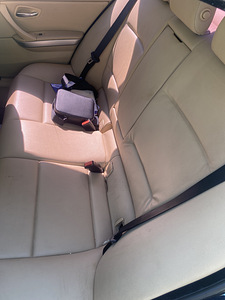 Продается BMW 320D (12 фото из 14)