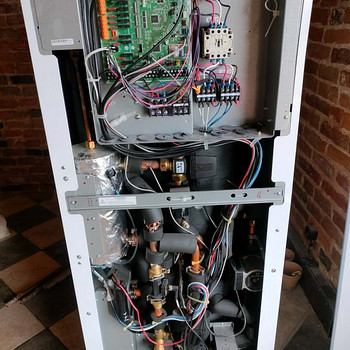 Mitsubishi Electric Ecodan EHST20C-YM9C siseosa/200L boiler