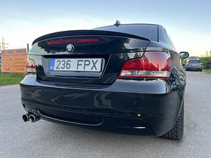 BMW 118D (8 foto / 11)