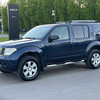 NISSAN PATHFINDER
