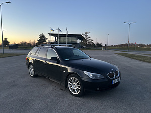 BMW 523i (2 фото из 8)