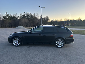 BMW 523i (3 фото из 8)