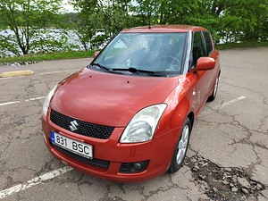Suzuki Swift (1 foto / 7)