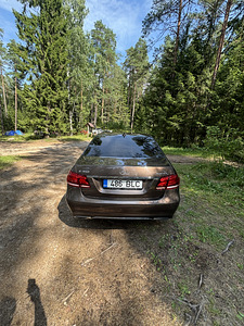 Mercedes 4matic E350 (3 фото из 10)
