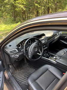 Mercedes 4matic E350 (4 фото из 10)