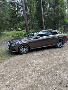 Mercedes 4matic E350 (7 фото из 10)