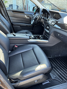 Mercedes 4matic E350 (8 фото из 10)