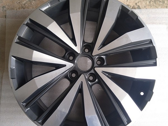 VW R20 2H6601025F 2H6601025FFZZ