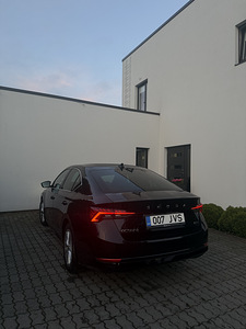 Škoda (1 фото из 13)
