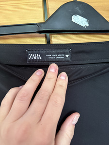 Юбка атласная Zara (2 фото из 2)
