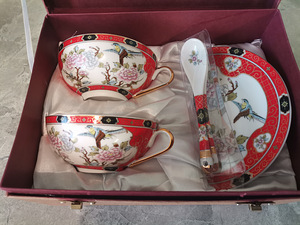 Набор чайный подарочный на 2 персоны в коробке (2 фото из 4)