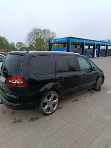 Ford GALAXY (3 фото из 8)