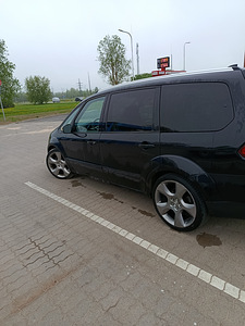 Ford GALAXY (4 фото из 8)
