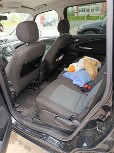 Ford GALAXY (6 фото из 8)
