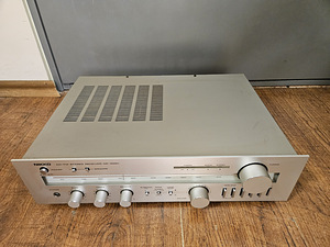 Nikko NR-300H AM/FM HiFi Stereo Receiver (2 foto / 4)