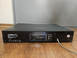 Yamaha T-550 AM/FM Stereo Tuner (1979-81) (2 foto / 5)