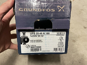 Циркуляционный насос Grundfos UPS 25-40 N 180 230В (8 фото из 9)