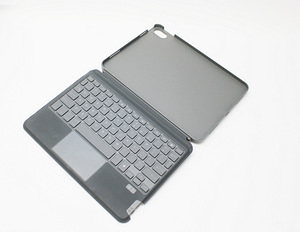 EPICO keyboard with case for iPad 10.2" (2 фото из 2)