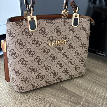 Сумка Guess