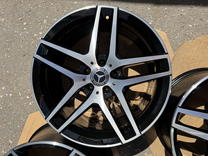 19" Mercedes-Benz AMG erilaiad originaalveljed 5x112 (W222) (5 foto / 10)