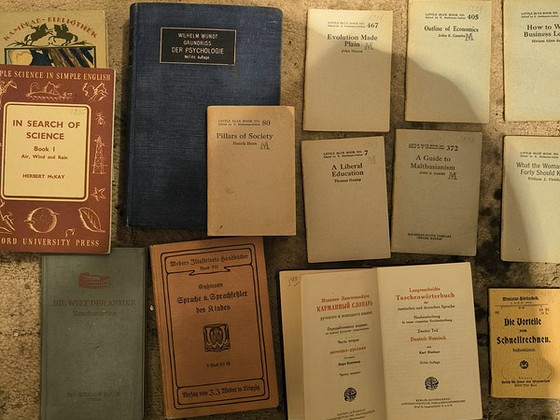 Старые книги
