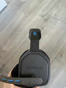 Logitech Astro A10 (2 фото из 3)