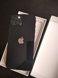 Apple iPhone 13 128GB Midnight (новый) (1 фото из 5)