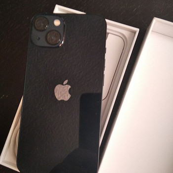 Мобильный телефон Apple iPhone 13 128GB Midnight (новый)