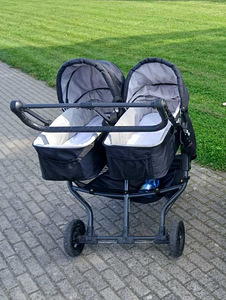 Коляска для двойни Baby Jogger City Mini GT (1 фото из 3)