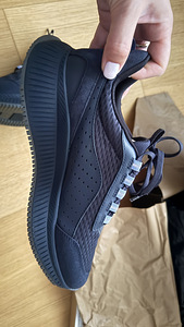 Hugo Boss tossud (3 foto / 3)