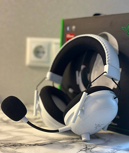 Razer Blackshark v2 PRO 2023 White (3 фото из 3)