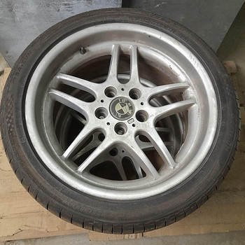 Оригинальные диски BMW e39 m5 3 шт, плюс один поврежденный