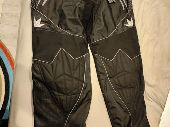 Bunker kings supreme V2. New, never used. 3xxl / 83-104cm