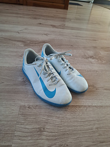 Nike puutsad 38.5 (1 foto / 4)