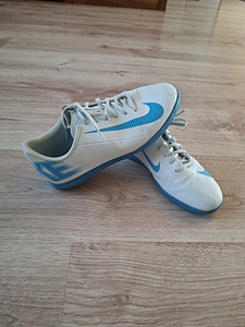 Nike puutsad 38.5 (2 foto / 4)