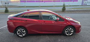 Toyota Prius 2016, 1.8 гибрид 72kW/37kW, автомат (4 фото из 13)