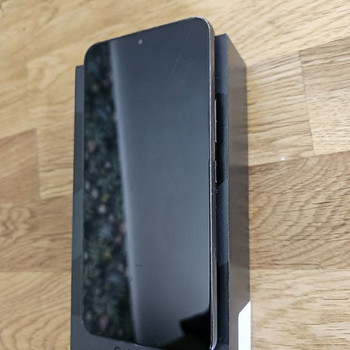 SAMSUNG S22 256GB