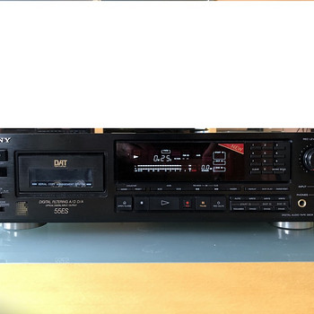 Кассетные деки Nakamichi, Sony, Akai, Teac
