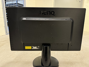 Монитор BenQ (3 фото из 4)
