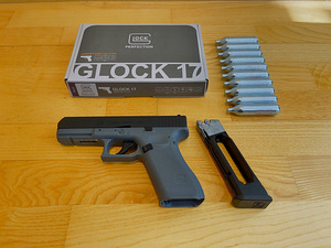 НОВЫЙ UMAREX Glock 17 gen 5 Airsoft 6mm пистолет CO2 Blowbac (4 фото из 10)