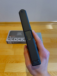 НОВЫЙ UMAREX Glock 17 gen 5 Airsoft 6mm пистолет CO2 Blowbac (10 фото из 10)