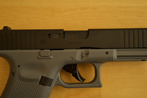 UUS UMAREX Glock 17 gen 5 Airsoft 6mm püstol CO2 Blowback (8 foto / 9)