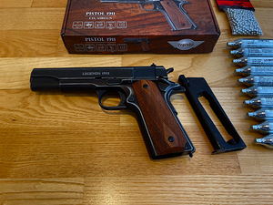 НОВЫЙ UMAREX LEGENDS M1911 пневматический пистолет 4,5 мм CO (6 фото из 10)
