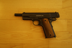 UUS UMAREX LEGENDS M1911 õhupüstol 4,5mm CO2 Blowback (4 foto / 10)