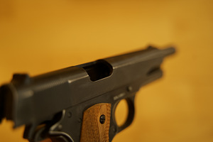 UUS UMAREX LEGENDS M1911 õhupüstol 4,5mm CO2 Blowback (10 foto / 10)